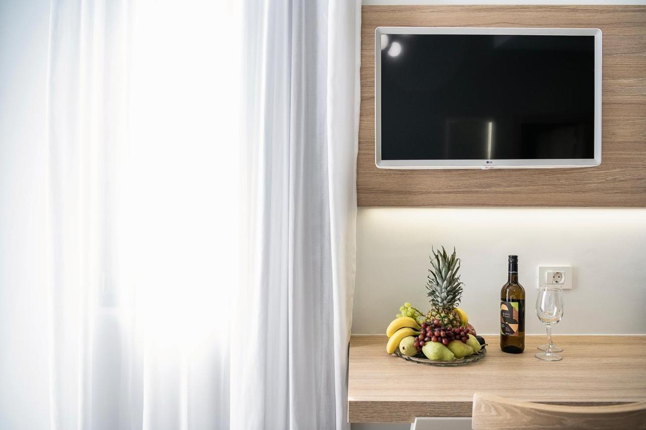 Epavli Boutique Hotel Hriszí Aktí Haniá Kültér fotó